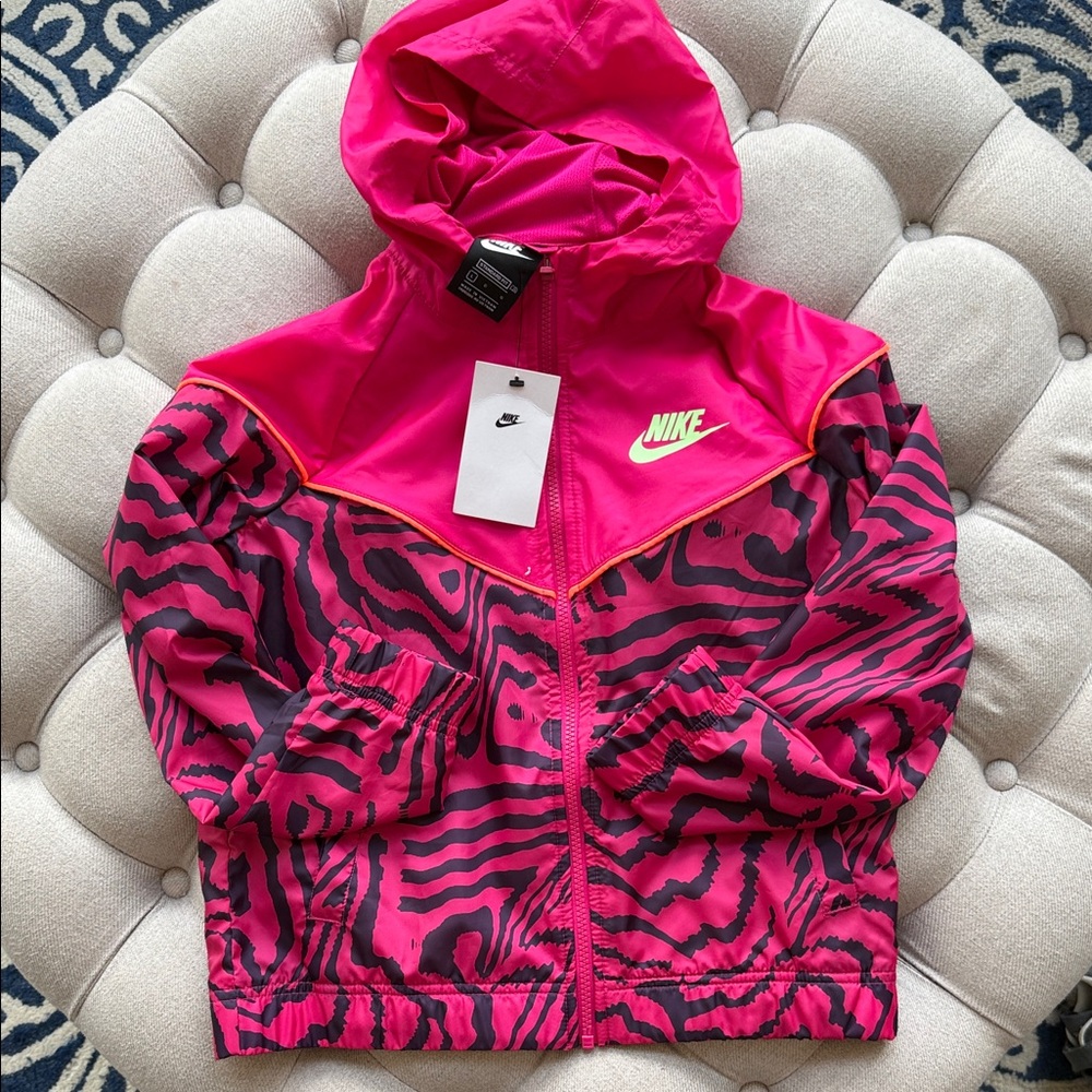 Nike Fuchsia and Black Patterned Jacket